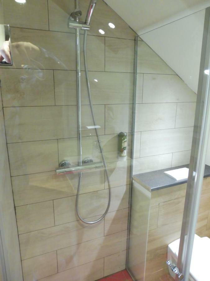 Lon Apartment *