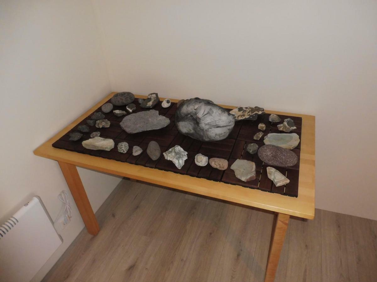Lon Apartment *